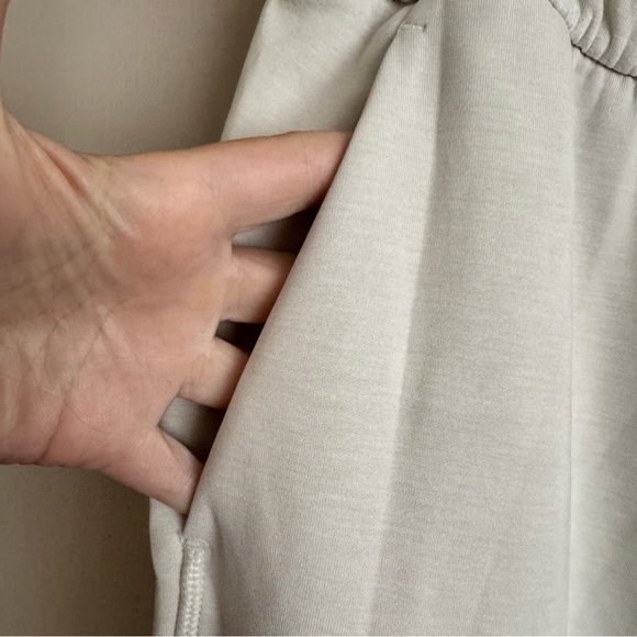 Lululemon Softstreame High Rise Pants in Bone - Picture 7 of 10